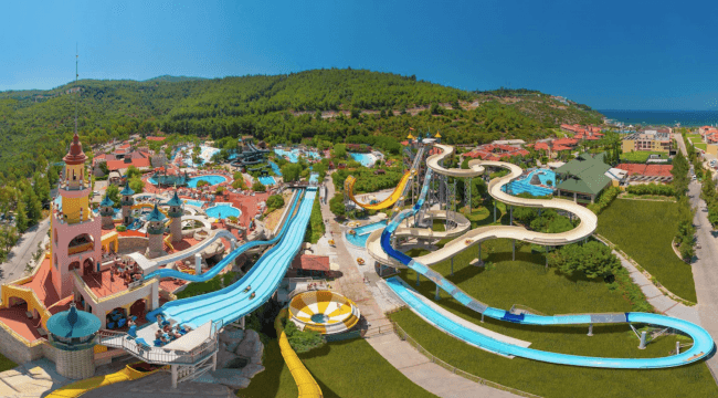 100 % mehr Suchanfragen nach Aquapark-Hotels.
