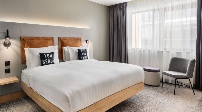 Moxy Hotels célèbre l'ouverture de son 100e hôtel