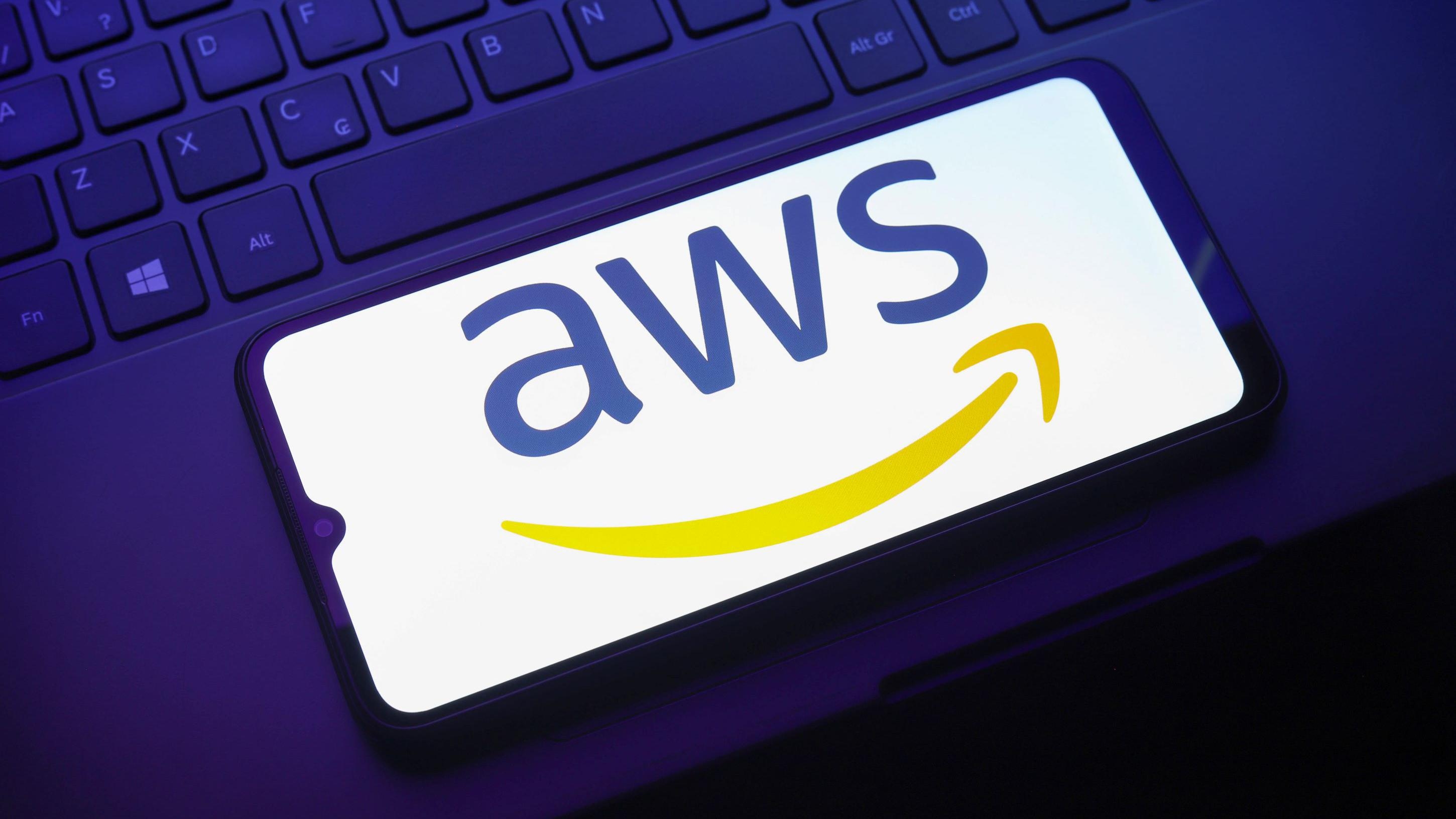 Quartalsbilanz: Amazon übertrifft Erwartungen - und enttäuscht trotzdem