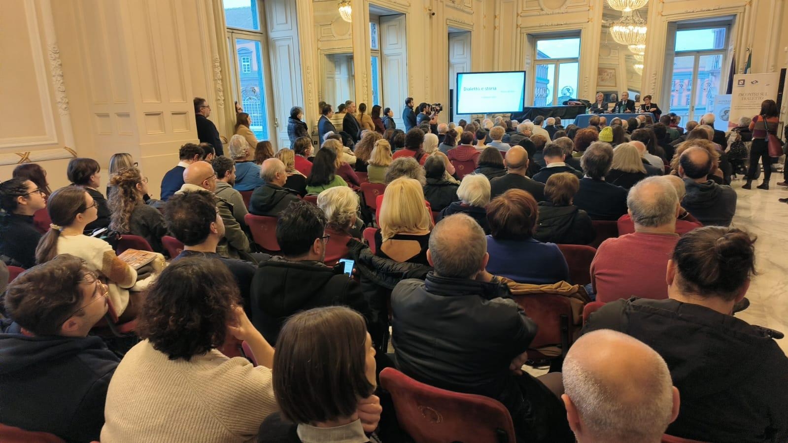 Recensies, “Dialect Meetings”: Antonella Cilento en Antonio Franchini, protagonisten van de laatste afspraak
