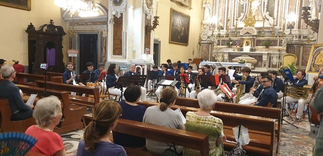 Musik und Glaube: Ein Konzert in Santa Maria in Portico, das die Herzen der Gläubigen berührt.