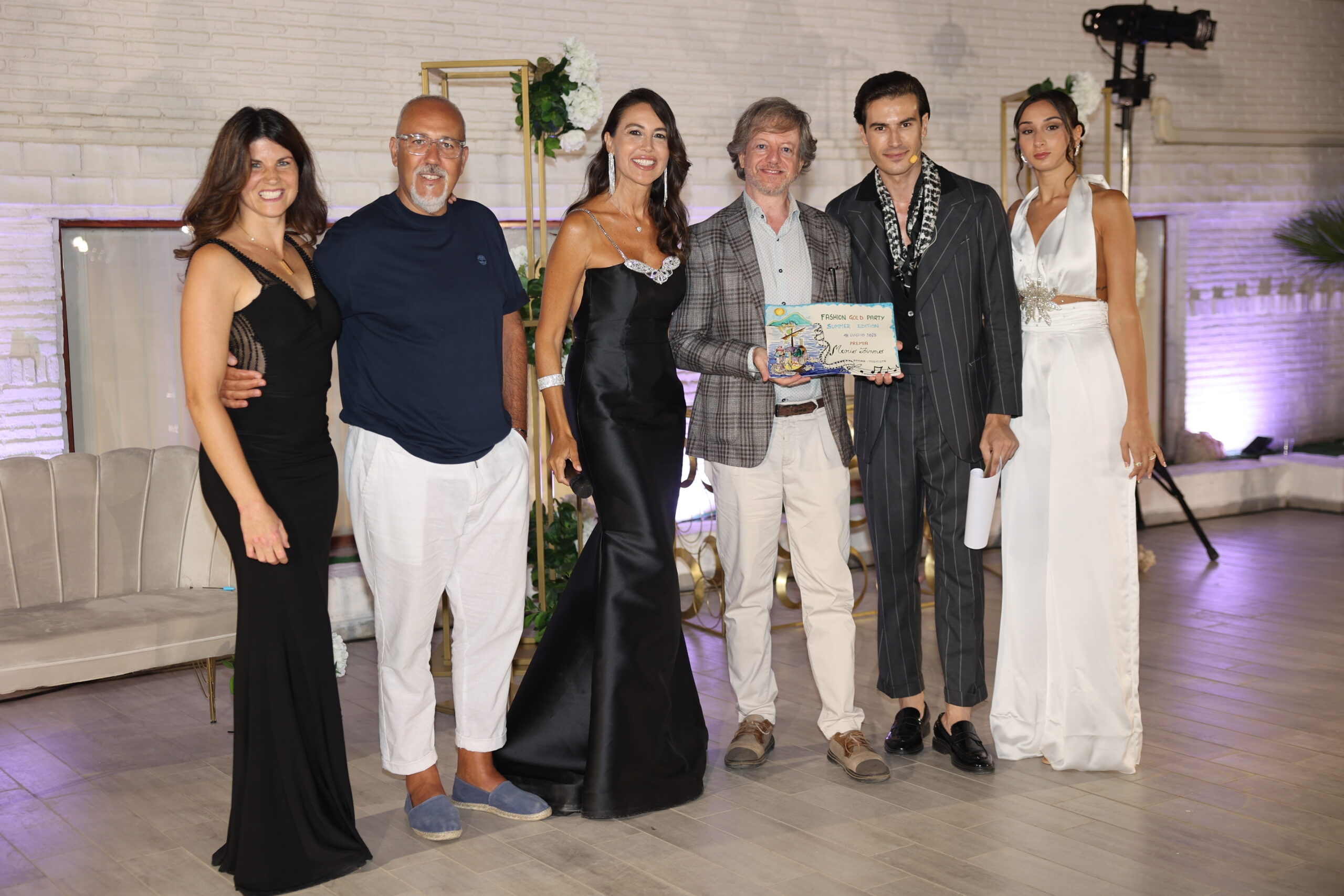 Auszeichnungen, Modenschauen, Musik und Mode bei der Fashion Gold Party, Summer Edition 2025.