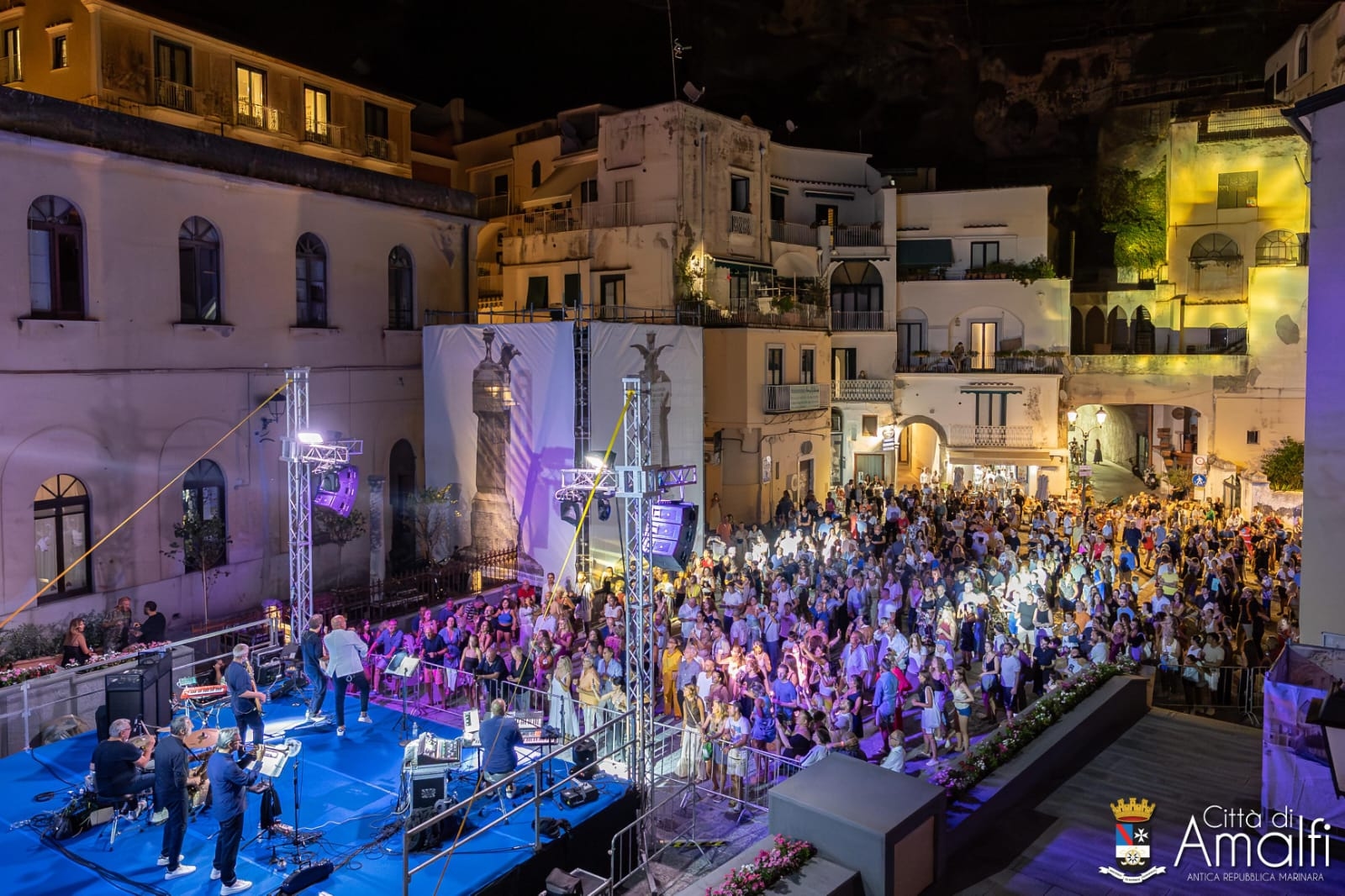 Amalfi erwartet das byzantinische Neujahr, eine Woche voller Veranstaltungen zum Träumen, Verlieben und Tanzen unter den Sternen.