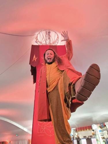 Romer YPunto: Oral storytellers offer empathy, something that screens cannot provide.