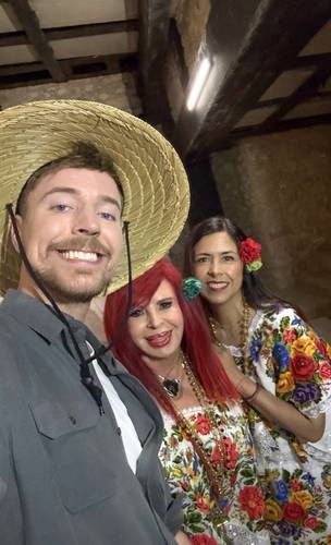 Layda Sansores si assume la responsabilità della visita di MrBeast a Calakmul