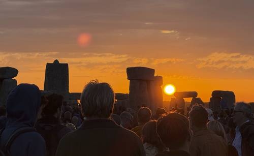 Nascer do sol em Stonehenge