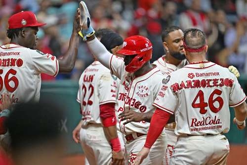 Diablos suman segunda victoria en Serie del Rey; destrozan a Charros 12-1