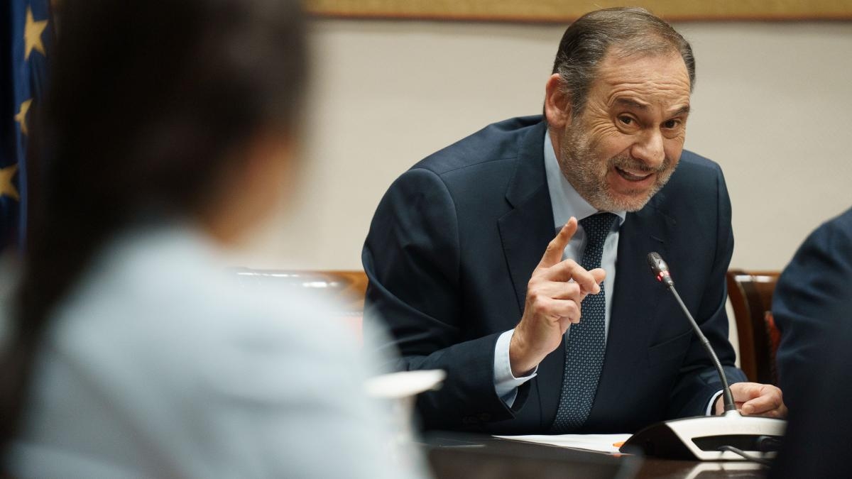 Ábalos does not recognize himself