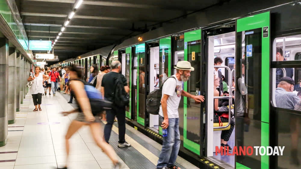 Milano'daki M2 metro hattındaki çalışmalar tamamlanmak üzere: Lanza, Moscova ve Cimiano istasyonlarının ne zaman yeniden açılacağı belli oldu.