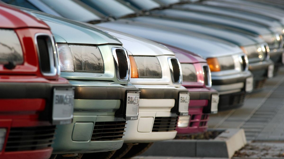 Vendas de carros elétricos estão enfraquecendo: Associação de lobby teme multas "prejudiciais"