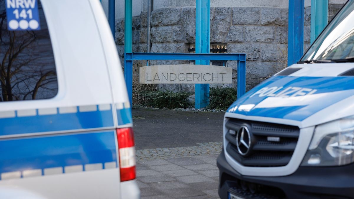 Connection to murder trial: Injured after shooting in front of the Bielefeld Regional Court