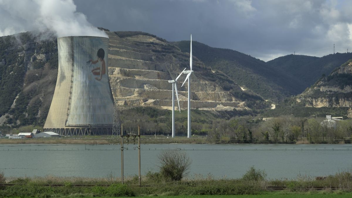 Dispute with Paris resolved: Berlin abandons blockade against nuclear power as low-emission energy