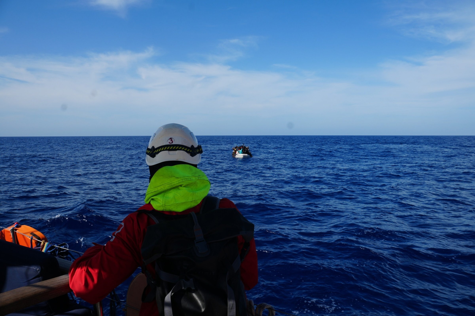 Mediterrâneo | Navio de resgate alemão traz três mortos para Lampedusa