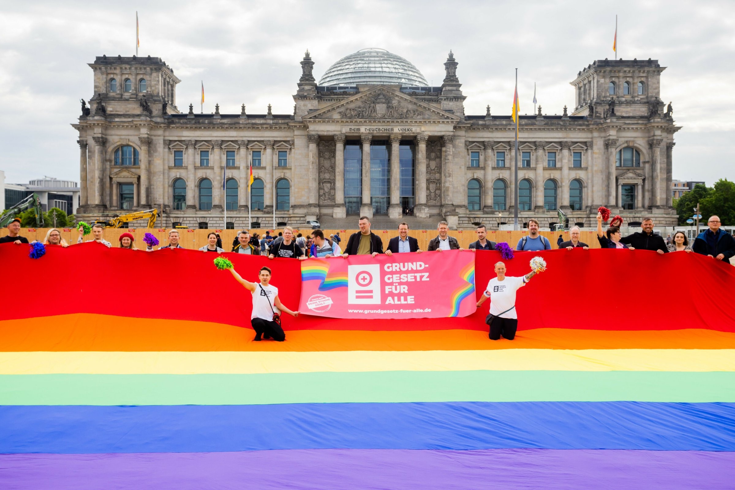 Queer politiek | Basiswet: Bescherming van seksuele identiteit ongeldig