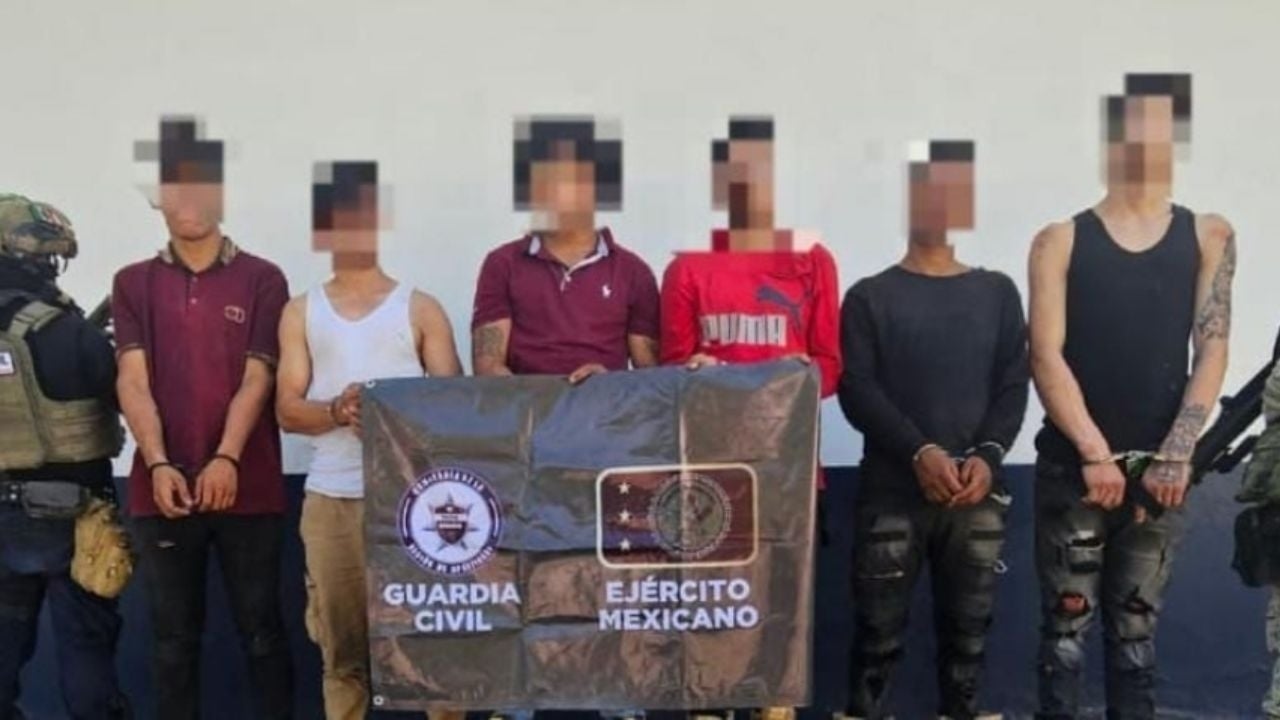 Six Vénézuéliens arrêtés avec des armes et du matériel tactique à Buenavista, Michoacán