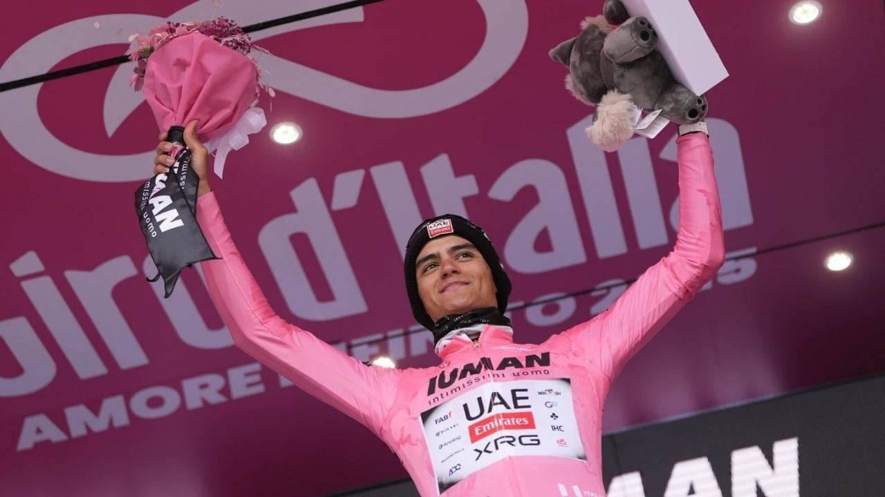 Isaac del Toro rimane in testa al Giro d'Italia dopo 14 tappe.