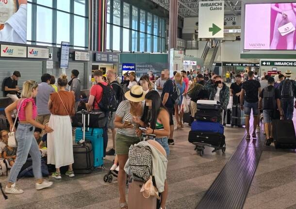 Malpensa – Radarsperre in Norditalien: Flugverkehr erholt sich nach technischem Blackout am Samstagabend – Varese News
