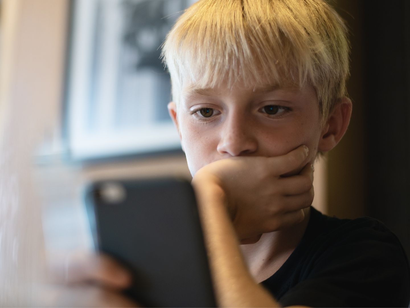 Media addiction among young people: "What many lack is adventure"