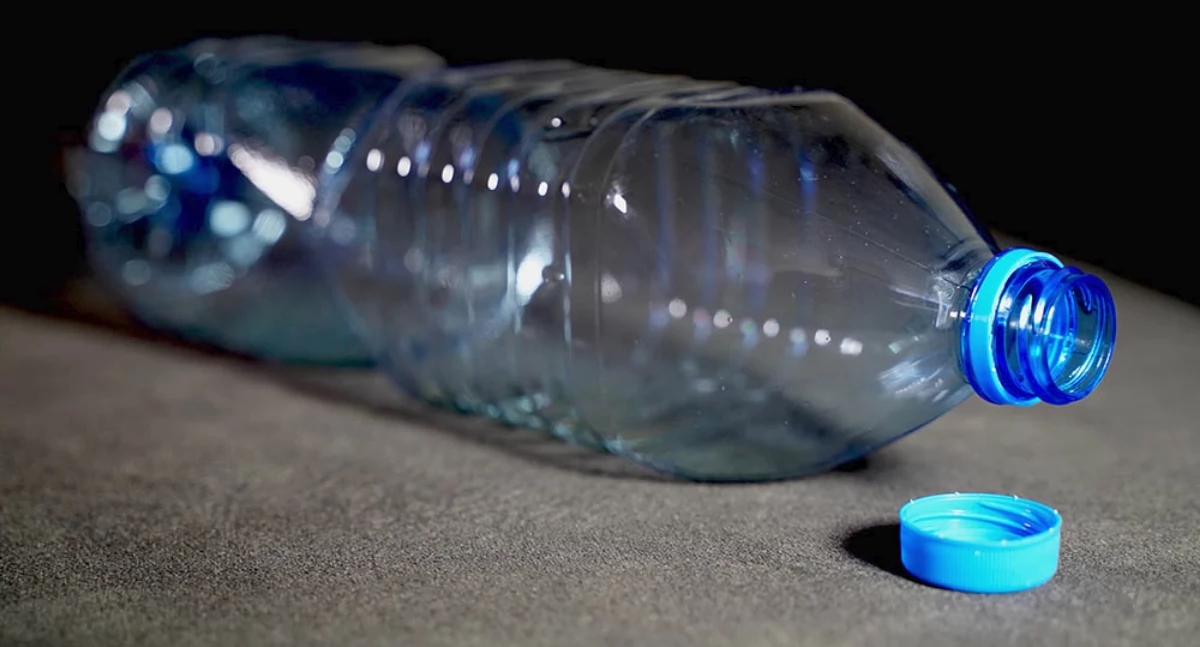 Vanaf 1 oktober wordt er statiegeld geheven op dranken in flessen, blikjes en glas.