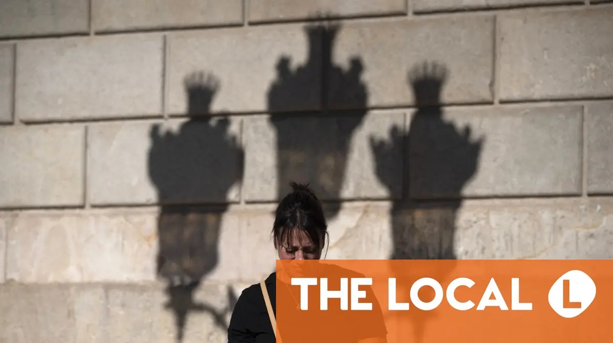 Barselona'da beş milyon kişi telefonlarına SMS uyarısı alıyor