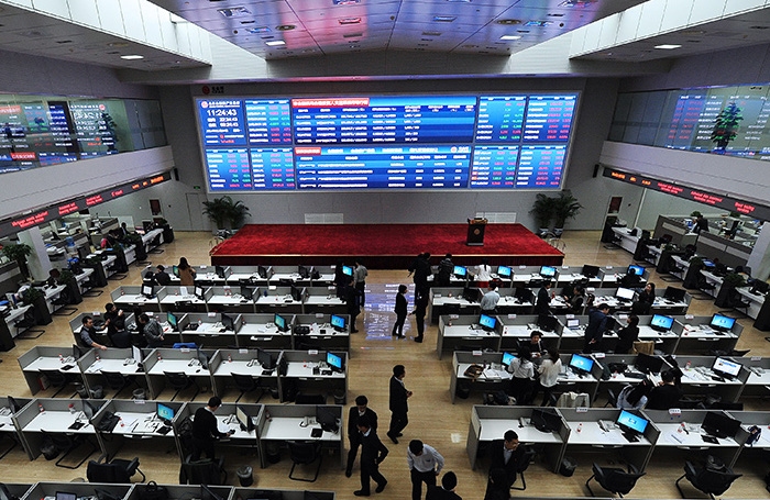 Inflationsprognose der Zentralbank und Warnung der US-Notenbank. Finanzmarktbericht, 6. November.