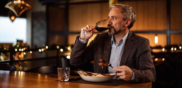 Rafael Tonon: Liver problems and tooth loss: the unromantic side of wine criticism.