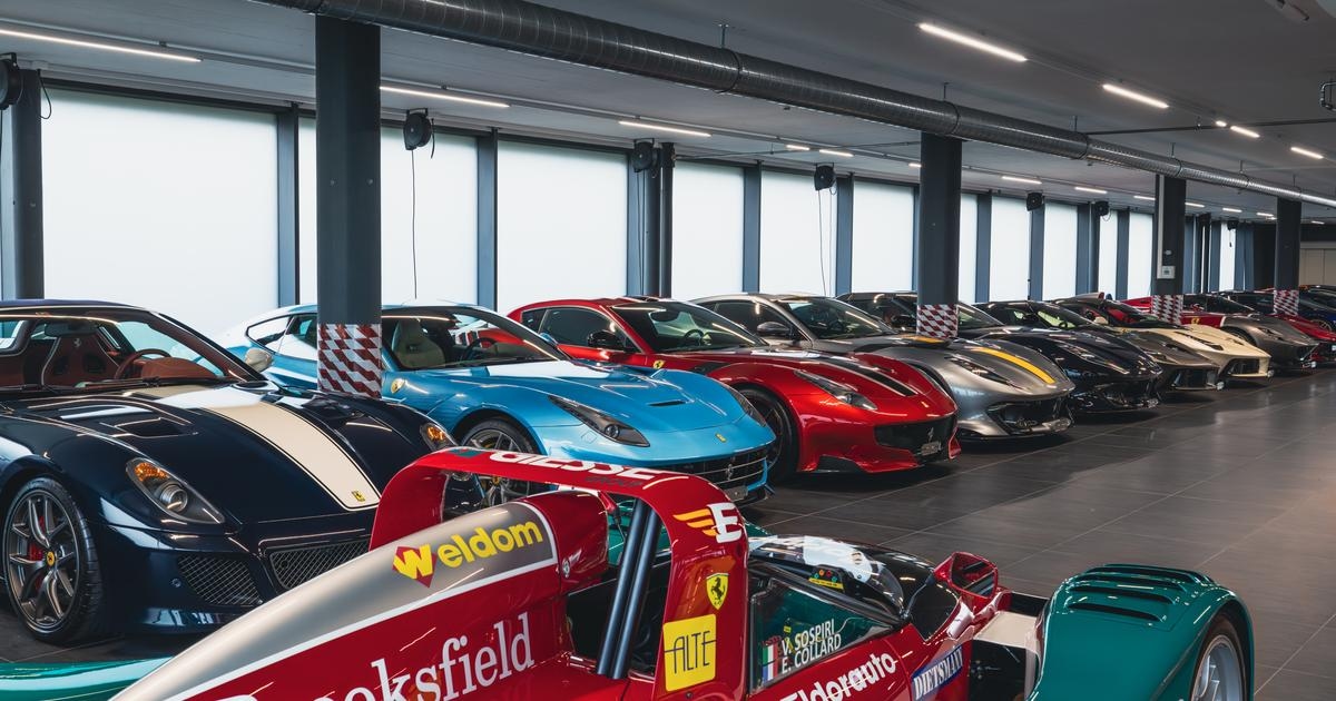 RM Sotheby's: 75 milionów euro za kolekcję supersamochodów Ferrari