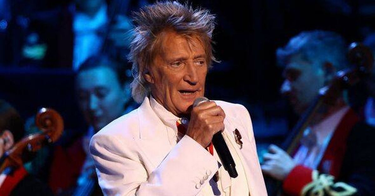 La actuación de Sir Rod Stewart en el Festival del Recuerdo divide a los espectadores de la BBC.