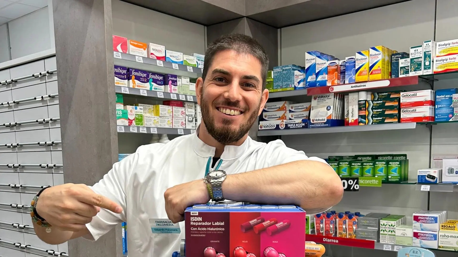 Tre consigli da un farmacista per deglutire le pillole senza disagio: "Non usare acqua".