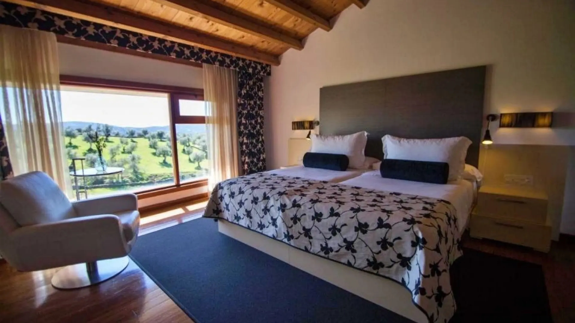 Het spectaculaire hotel in Extremadura met uitzicht op de weilanden: het was een voormalig Franciscaner klooster