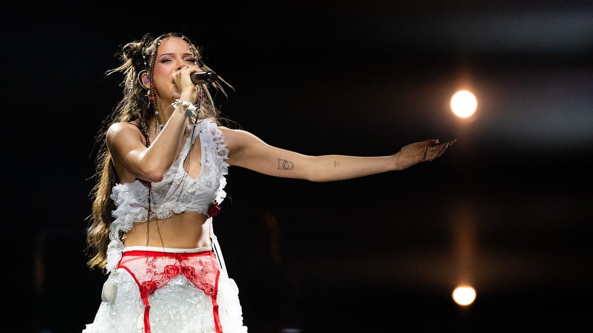 Nina Chuba encanta com um show brilhante no Salão Olímpico de Munique.