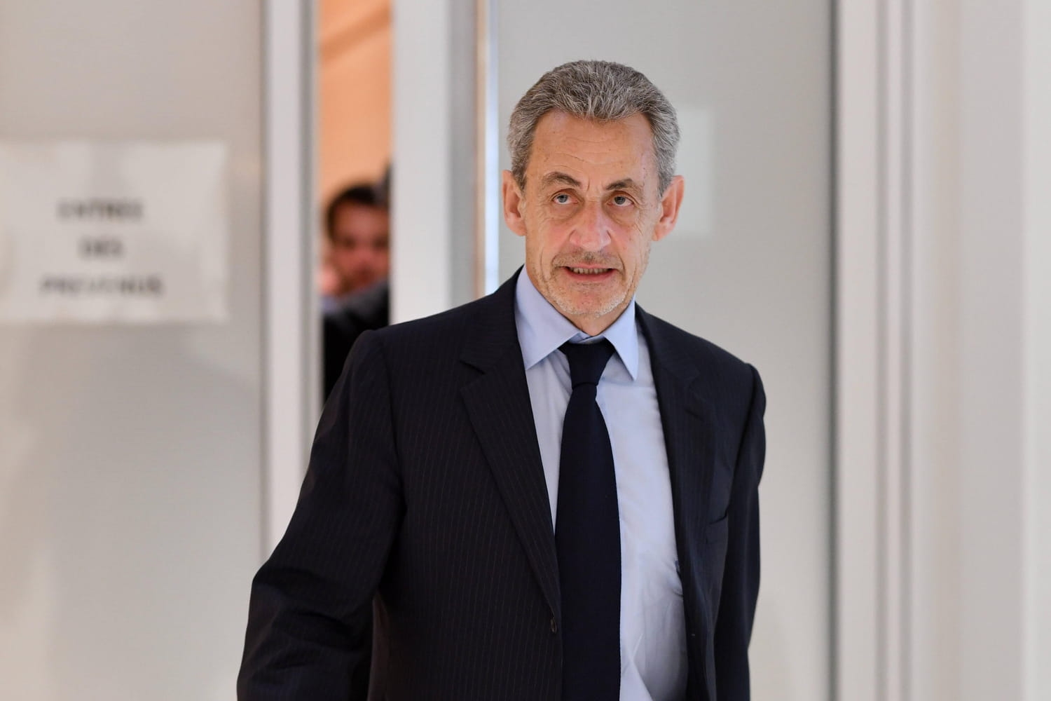 Nicolas Sarkozy w więzieniu: data, miejsce... Ujawniono szczegóły jego uwięzienia