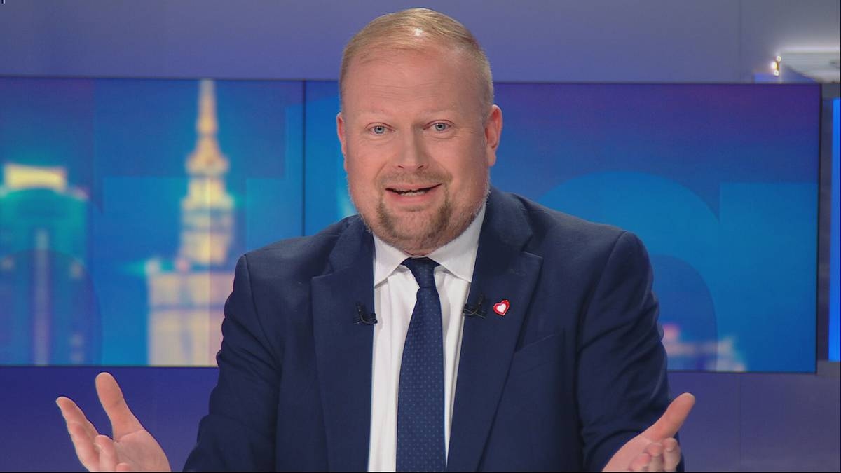 Ziobro si è collegato con lo studio. Zembaczyński tuona: ci sta abbaiando contro