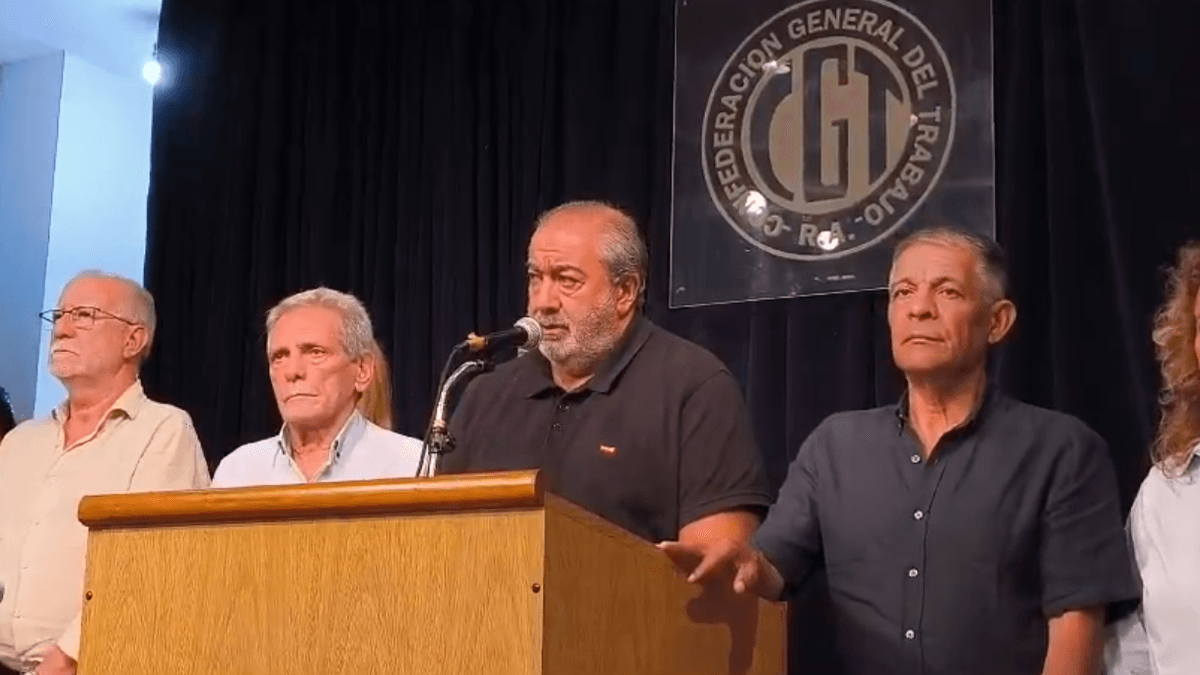 CGT, Hükümetin iş reformuna ilişkin "pozisyonunu" tanımlıyor ve liderlik yenilemesini hazırlıyor