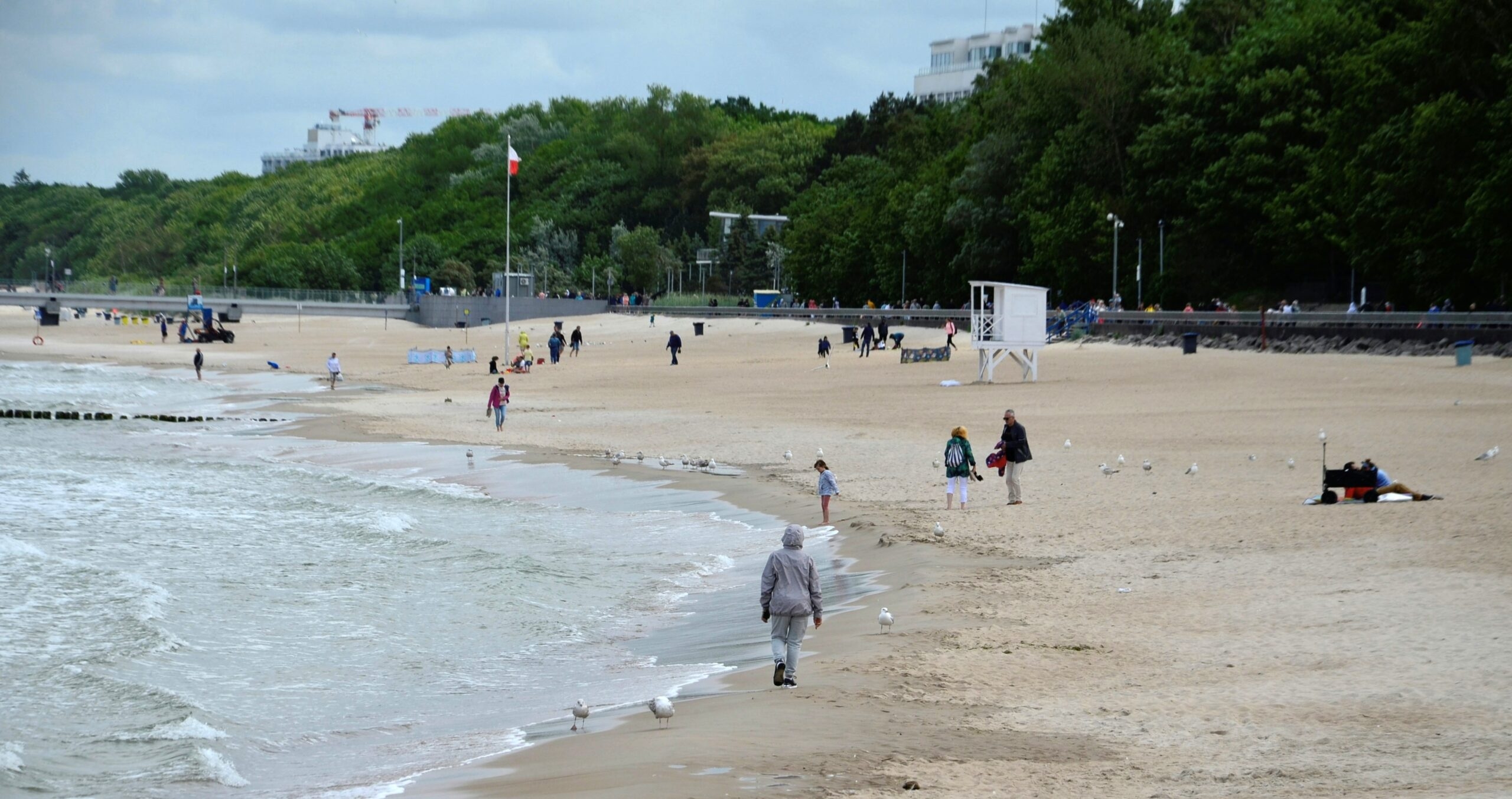 İstatistik kurumu, doğurganlık oranının rekor düşük seviyeye ulaşmasıyla Polonya nüfusunun tahminlerden daha fazla düşebileceği konusunda uyarıyor
