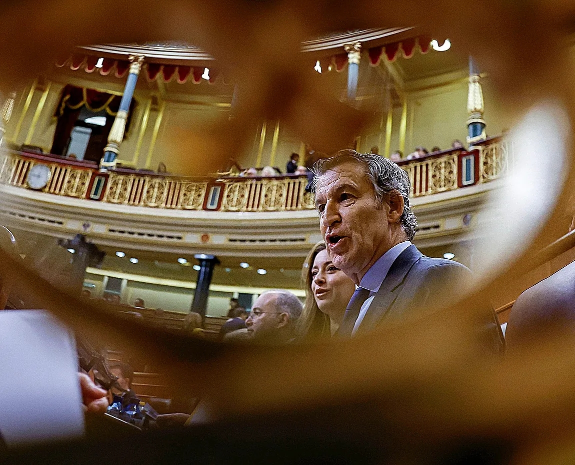 Una gran mayoría de los votantes de PP y Vox piden "un acuerdo" con Junts para una moción de censura contra Sánchez