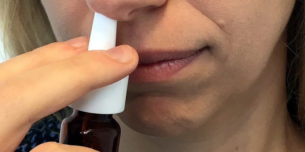 Uma vacina intranasal protege 40 pessoas contra diferentes cepas da gripe aviária.